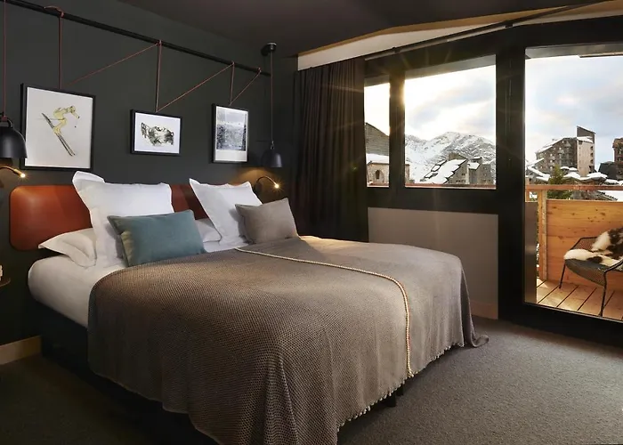 Mil8 Hotel 4*