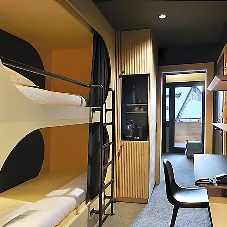 Hotel Mil8 4*