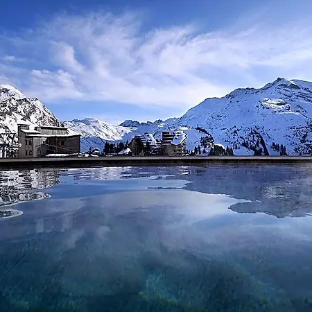 Mil8 Hotel 4*