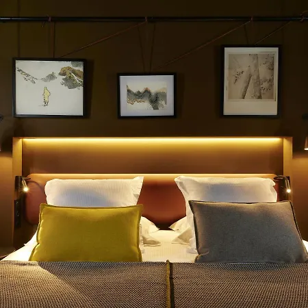 Mil8 Hotel 4*