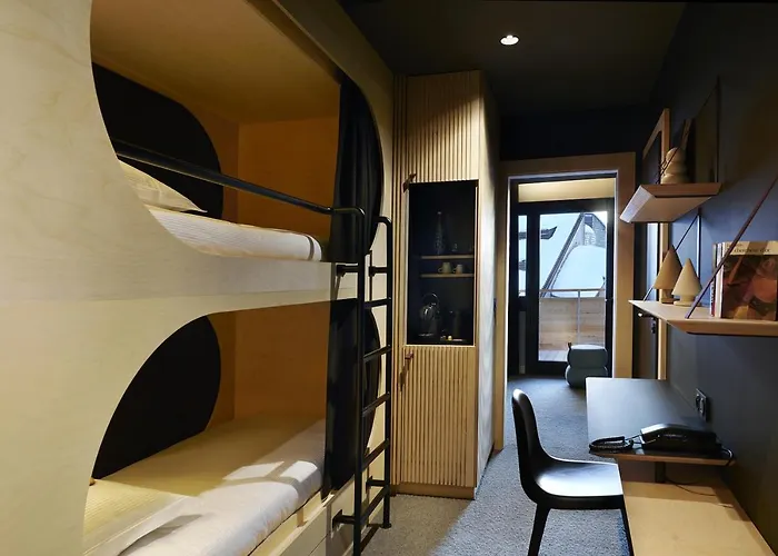 Hotel Mil8